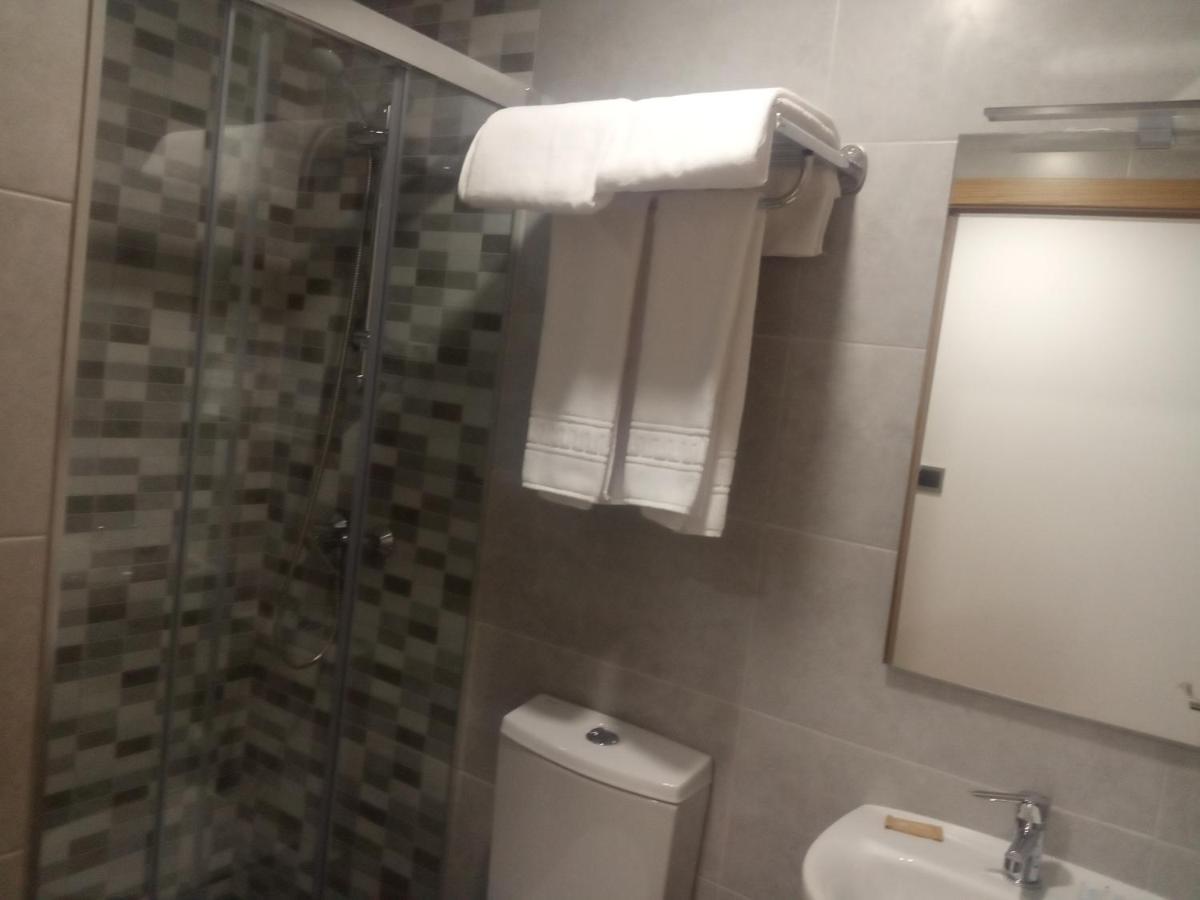 Double Room,1044877741:JPEG